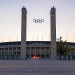 Stadionhenge am Olympiastadion Berlin - ein Schauspiel des Himmel im Oktober